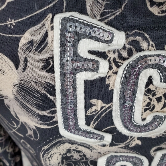 Red by Marc Ecko Hoodie Black Beige Size Medium - Picture 8 of 13